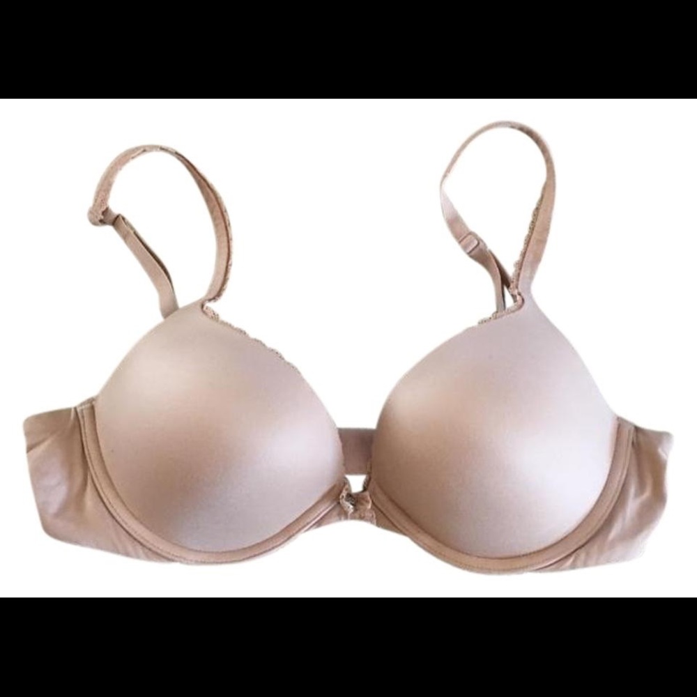 Victoria’s Secret Body by Victoria bra